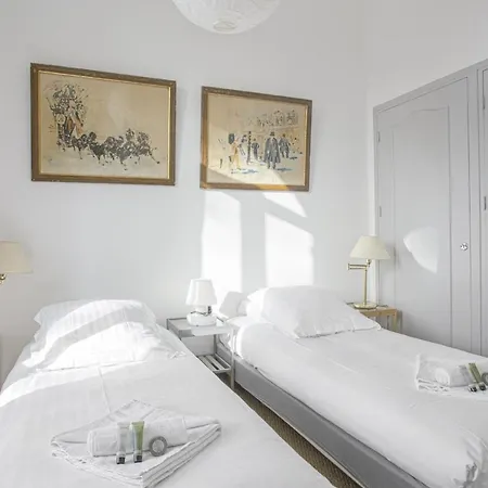 Exceptional With Terrace - - Welkeys Apartment